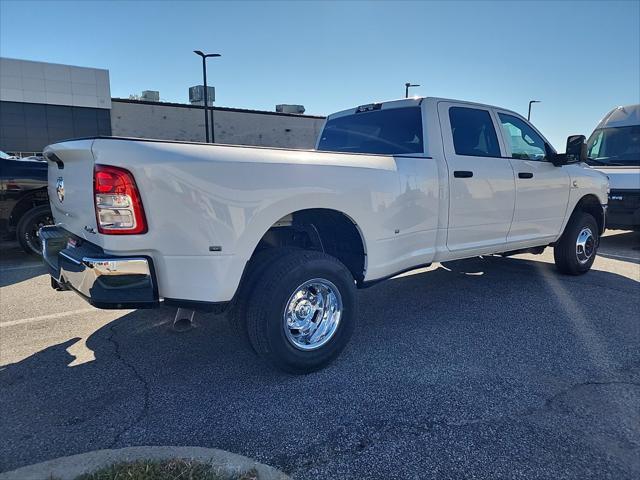 2024 RAM Ram 3500 RAM 3500 TRADESMAN CREW CAB 4X4 8 BOX