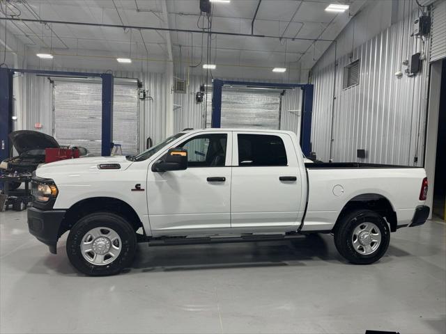 2024 RAM Ram 2500 RAM 2500 TRADESMAN CREW CAB 4X4 8 BOX
