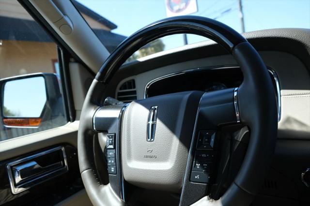 2015 Lincoln Navigator Sport Utility 4D