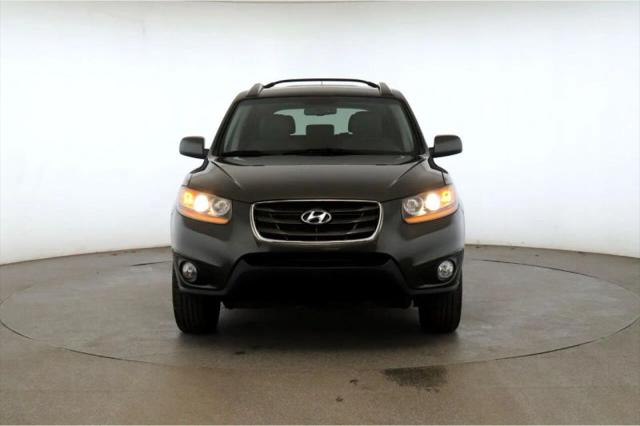 2010 Hyundai Santa Fe SE