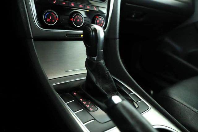 2014 Volkswagen Passat 1.8T SE