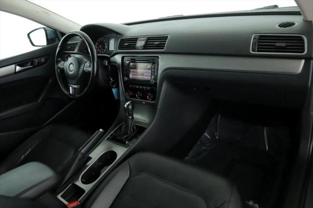 2014 Volkswagen Passat 1.8T SE