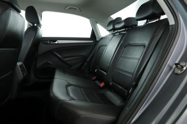 2014 Volkswagen Passat 1.8T SE