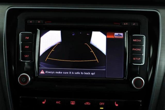 2014 Volkswagen Passat 1.8T SE