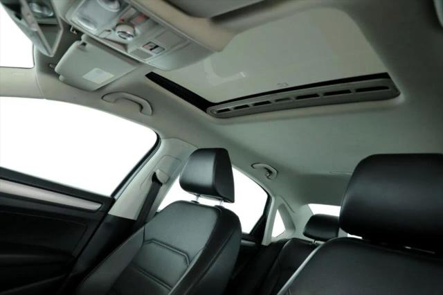2014 Volkswagen Passat 1.8T SE