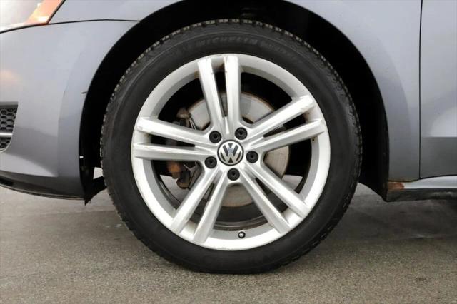 2014 Volkswagen Passat 1.8T SE