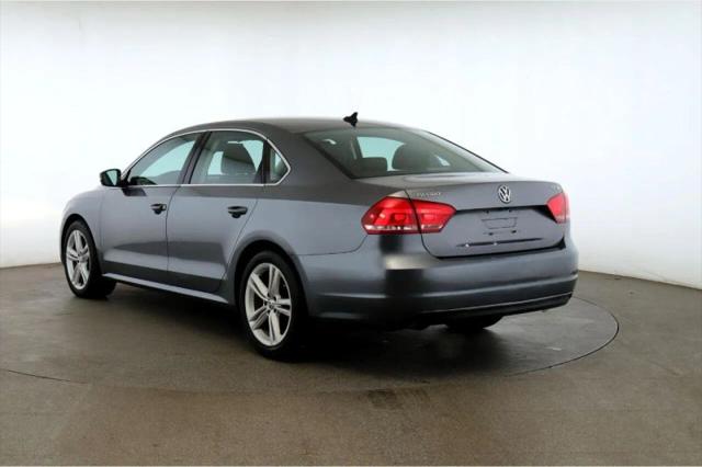 2014 Volkswagen Passat 1.8T SE