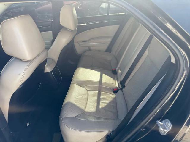 2015 Chrysler 300 300C Sedan 4D
