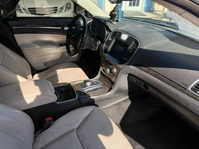 2015 Chrysler 300 300C Sedan 4D