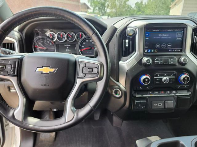 2021 Chevrolet Silverado 1500 4WD Crew Cab Short Bed LT