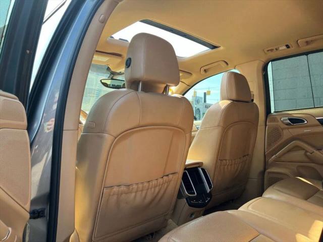 2011 Porsche Cayenne Sport Utility 4D