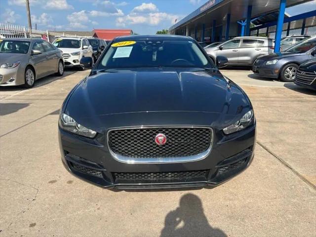 2017 Jaguar XE 25t Prestige