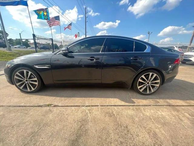 2017 Jaguar XE 25t Prestige