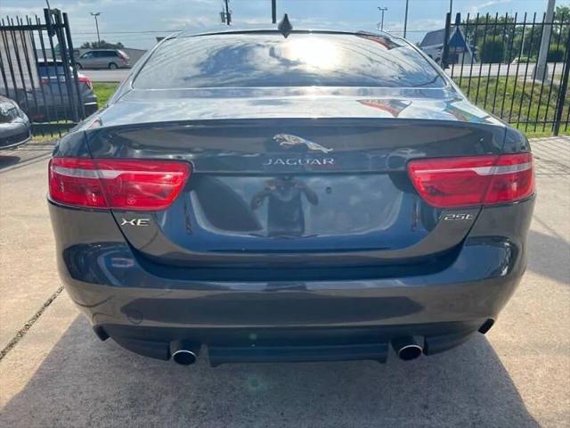 2017 Jaguar XE 25t Prestige