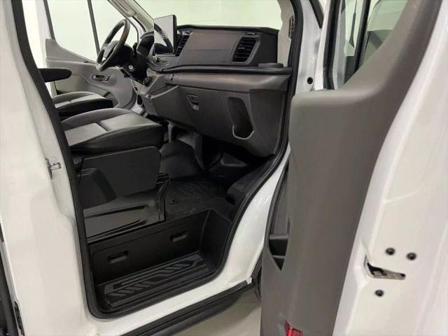 2022 Ford E-Transit-350 Cargo Van Medium Roof w/LWB Van 3D