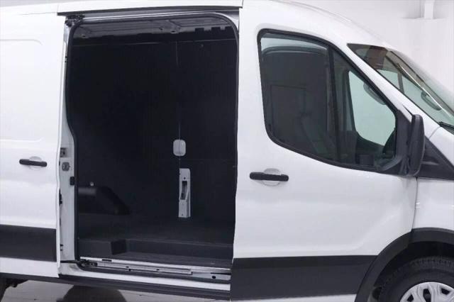 2022 Ford E-Transit-350 Cargo Van Medium Roof w/LWB Van 3D