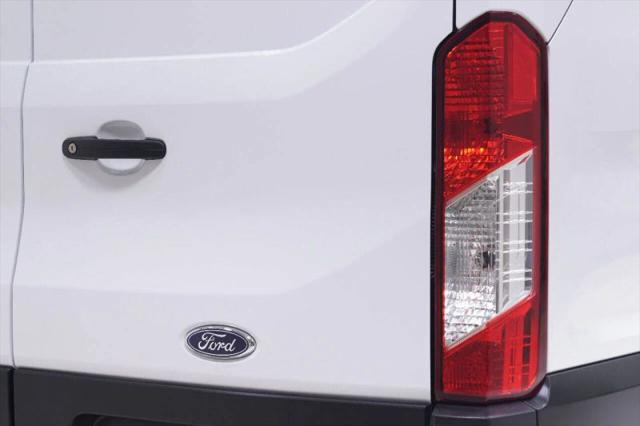 2022 Ford E-Transit-350 Cargo Van Medium Roof w/LWB Van 3D