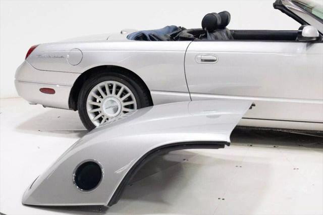 2005 Ford Thunderbird Deluxe Convertible 2D