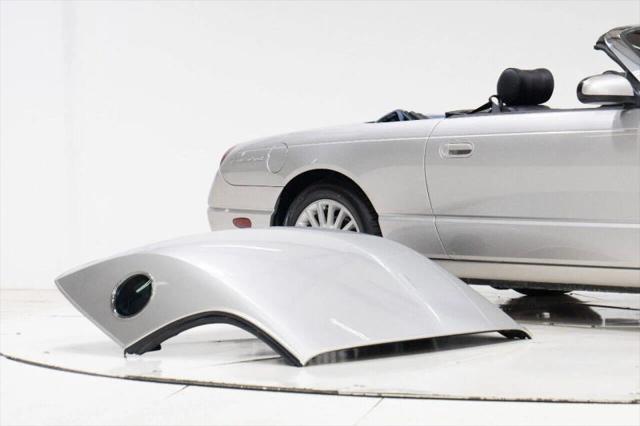 2005 Ford Thunderbird Deluxe Convertible 2D
