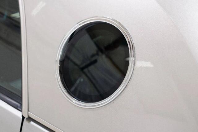 2005 Ford Thunderbird Deluxe Convertible 2D