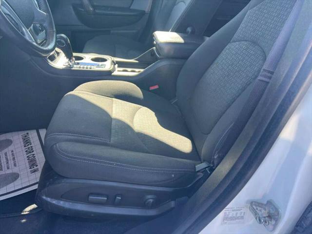 2015 GMC Acadia SLE-2