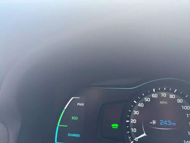2017 Hyundai IONIQ Hybrid SEL