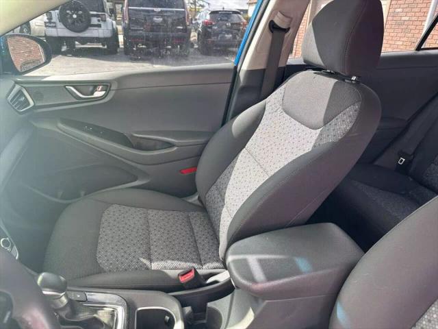 2017 Hyundai IONIQ Hybrid SEL