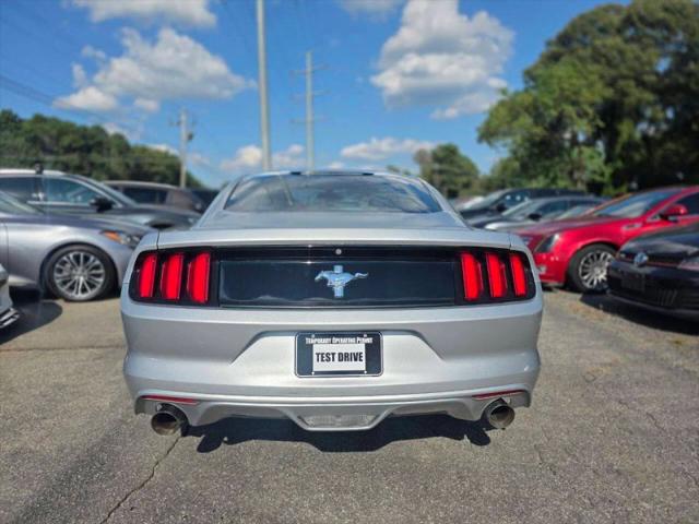 2015 Ford Mustang V6