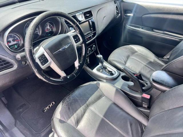 2011 Chrysler 200 Limited