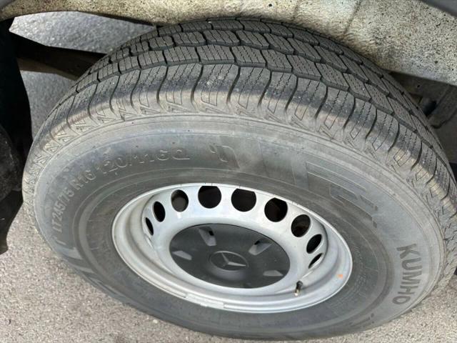 2014 Mercedes-Benz Sprinter 2500 Normal Roof