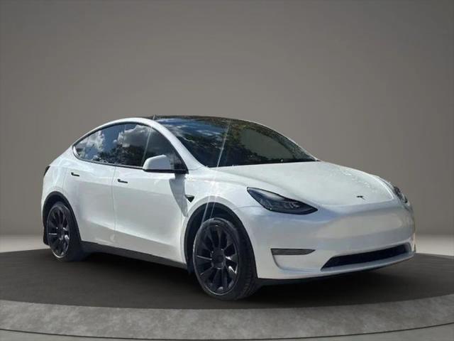 2022 Tesla Model Y Long Range Dual Motor All-Wheel Drive