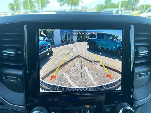 2025 RAM Ram 1500 RAM 1500 TRADESMAN CREW CAB 4X4 57 BOX