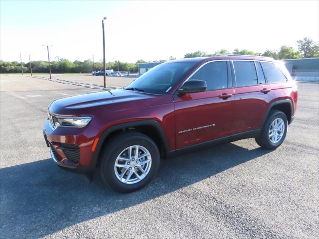 2024 Jeep Grand Cherokee GRAND CHEROKEE LAREDO X 4X4