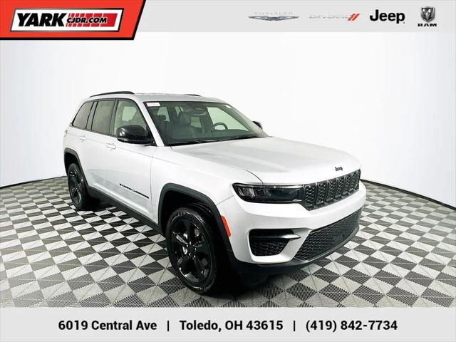 2024 Jeep Grand Cherokee GRAND CHEROKEE ALTITUDE 4X4