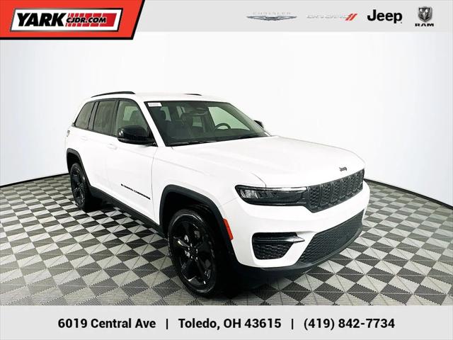 2024 Jeep Grand Cherokee GRAND CHEROKEE ALTITUDE 4X4