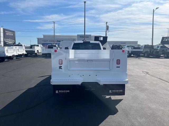 2024 RAM Ram 3500 Chassis Cab RAM 3500 TRADESMAN CREW CAB CHASSIS 4X4 60 CA