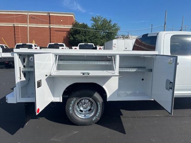 2024 RAM Ram 3500 Chassis Cab RAM 3500 TRADESMAN CREW CAB CHASSIS 4X4 60 CA