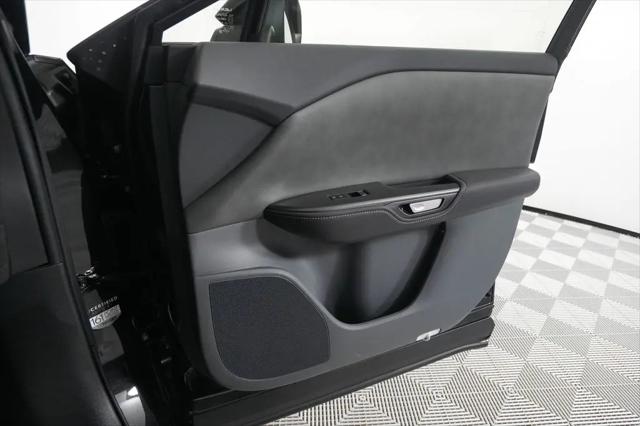 2023 Lexus RZ 450e Premium