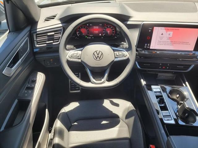 2024 Volkswagen Atlas Cross Sport 2.0T SEL R-Line