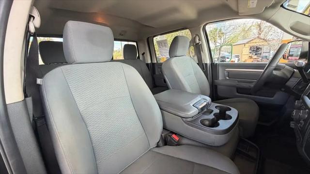 2018 Ram 3500 SLT Crew Cab 4x4 6'4" Box