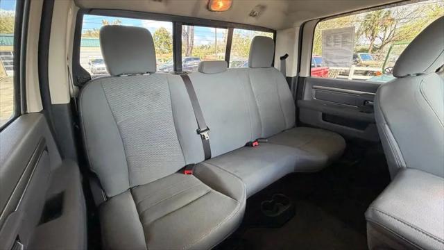 2018 Ram 3500 SLT Crew Cab 4x4 6'4" Box