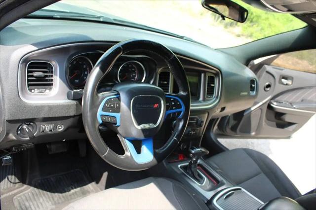 2019 Dodge Charger SXT RWD
