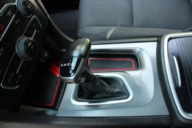 2019 Dodge Charger SXT RWD