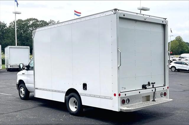2024 Ford E-450 Cutaway Base