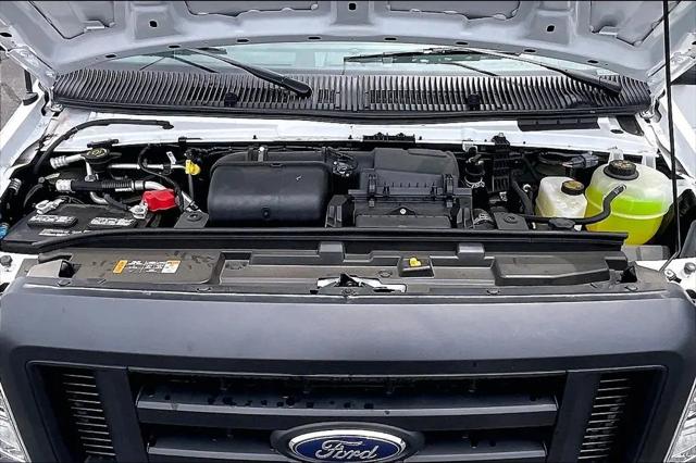2024 Ford E-450 Cutaway Base