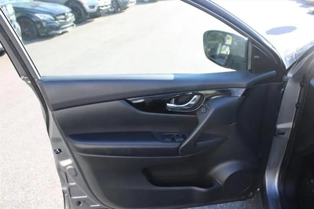 2021 Nissan Rogue Sport SV FWD Xtronic CVT