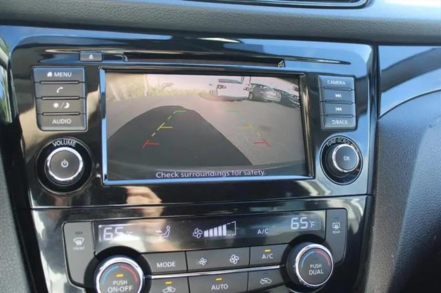 2021 Nissan Rogue Sport SV FWD Xtronic CVT
