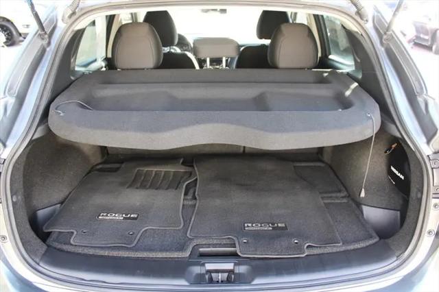 2021 Nissan Rogue Sport SV FWD Xtronic CVT