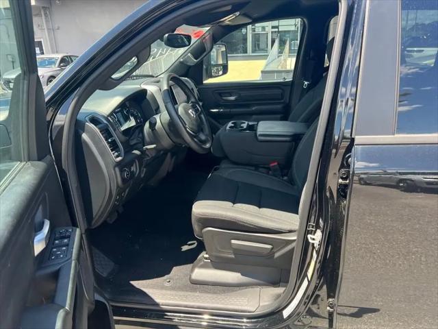 2025 Ram 1500 Tradesman Crew Cab 4x4 5'7" Box