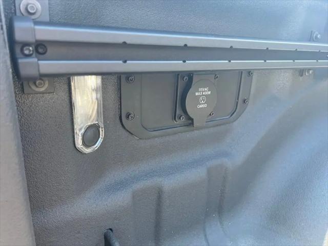 2025 Ram 1500 Tradesman Crew Cab 4x4 5'7" Box